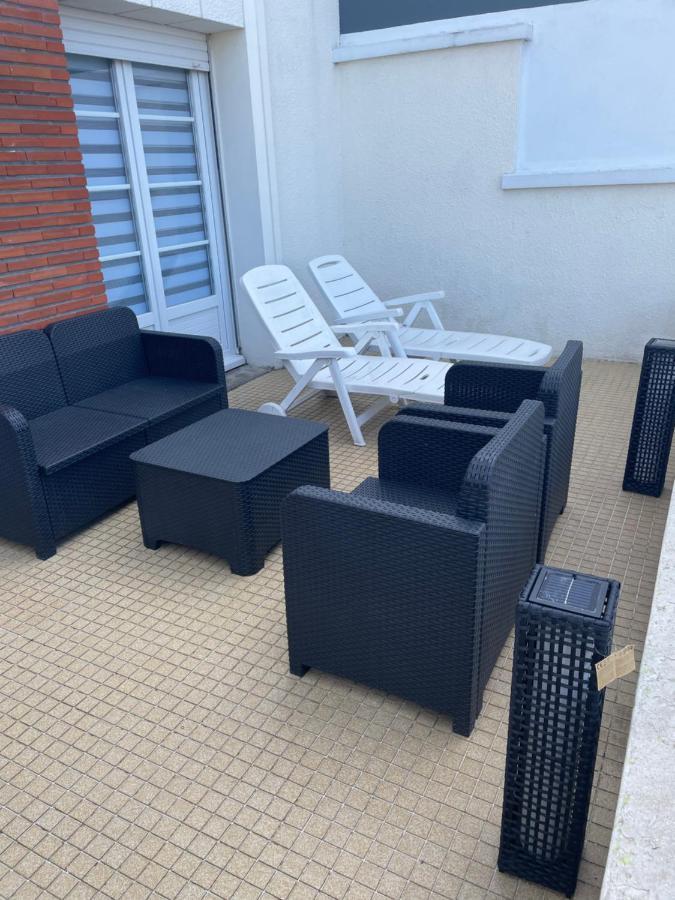 Appart Avec Terrasse Proche Plage - Classe 2 Etoiles 屈克 外观 照片